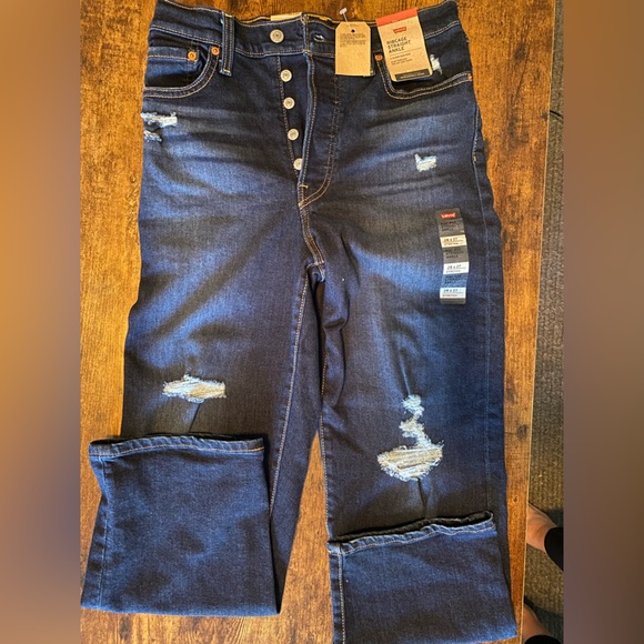 Levi Ribcage Jeans NWT - Picture 2 of 4